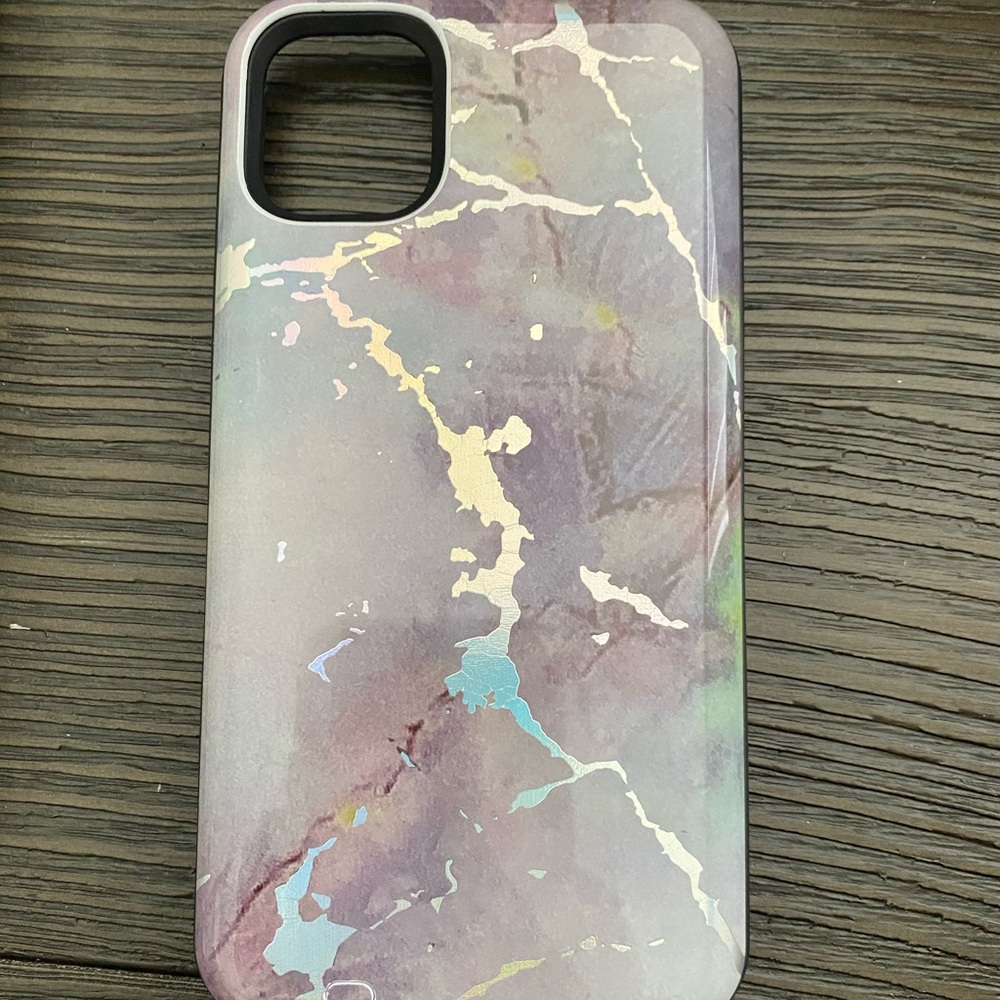 iPhone 11 battery case